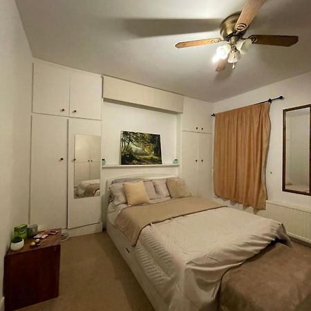 Cozy Rooms 25 Min Liverpool Street London Exteriör bild