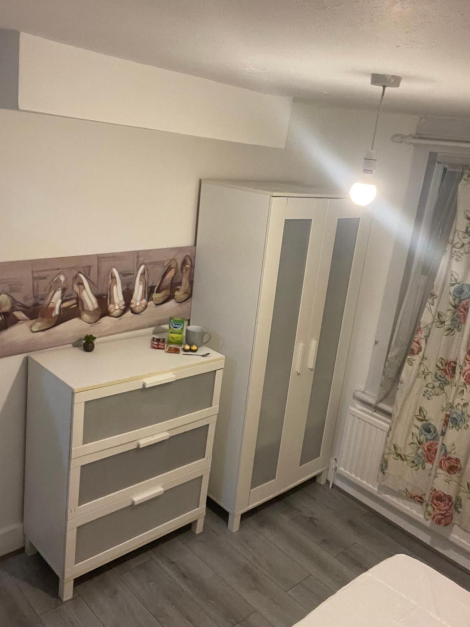 Cozy Rooms 25 Min Liverpool Street London Exteriör bild